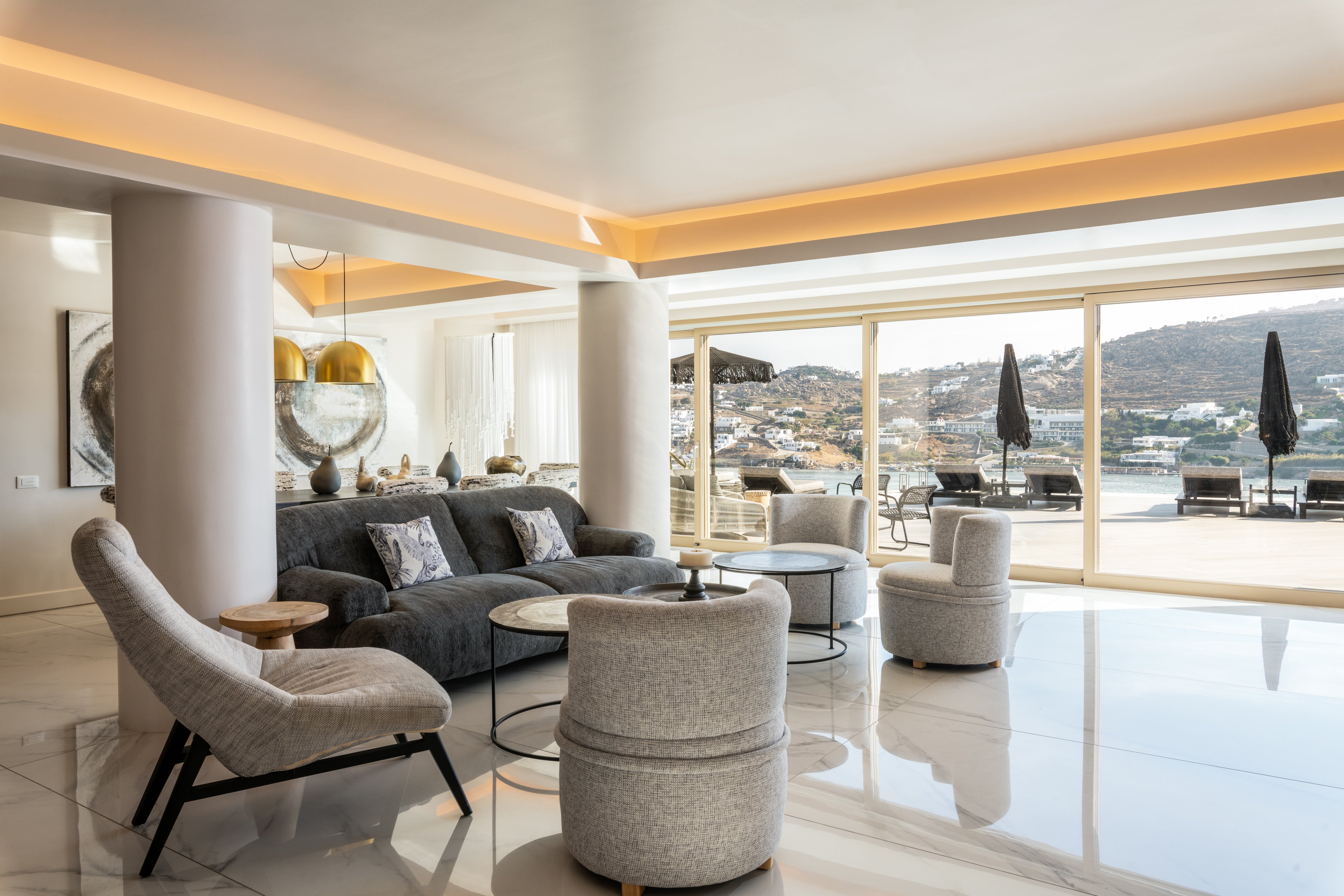 [Test Spain] Villa Ornos Beach Front