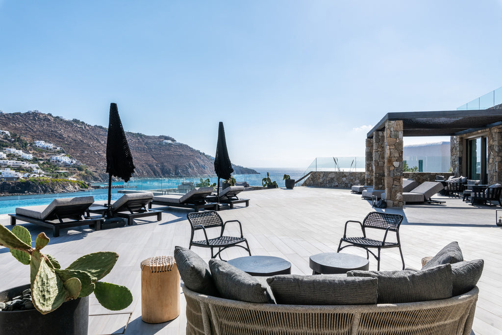 [Test Spain] Villa Ornos Beach Front