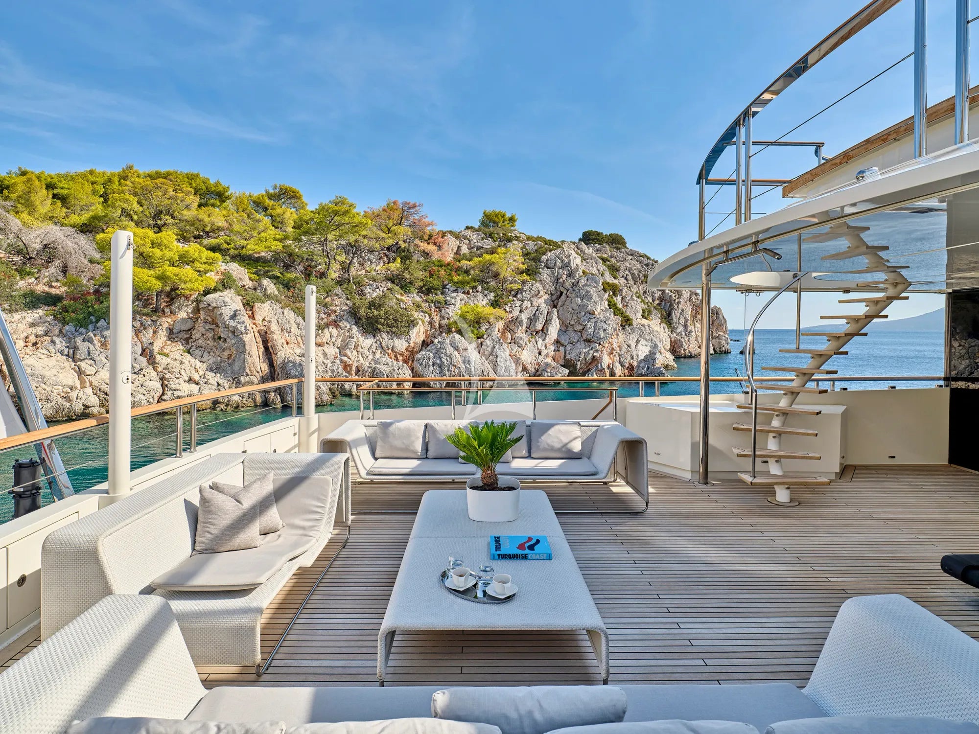 Yacht LA PELLEGRINA 1 | 50m