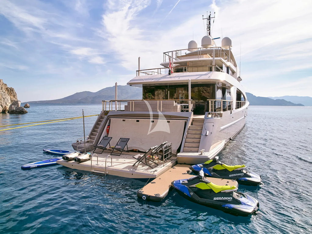 Yacht LA PELLEGRINA 1 | 50m