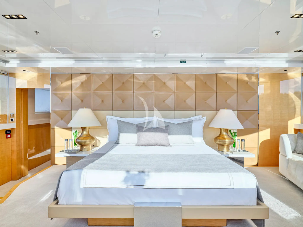 Yacht LA PELLEGRINA 1 | 50m