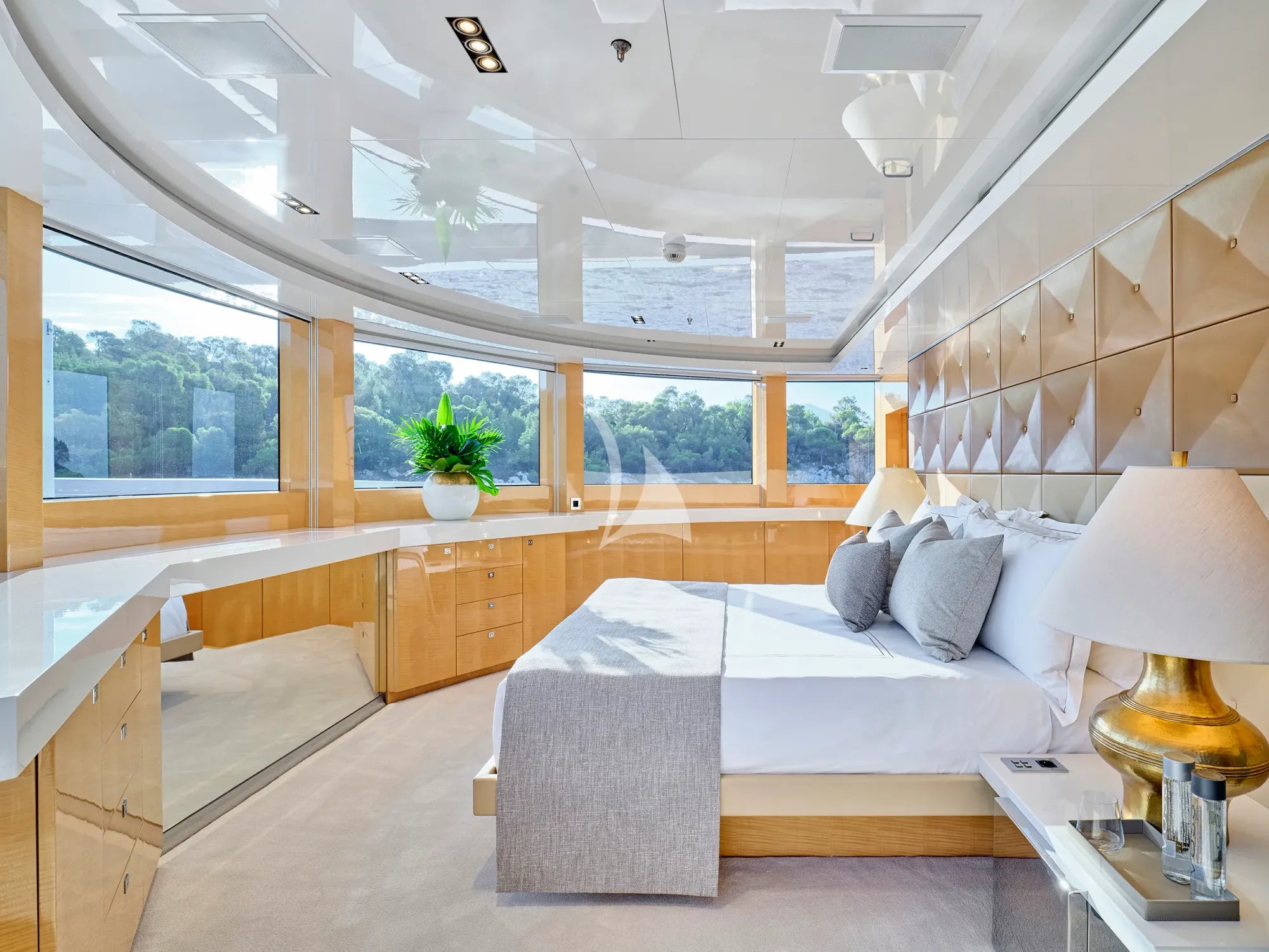 Yacht LA PELLEGRINA 1 | 50m