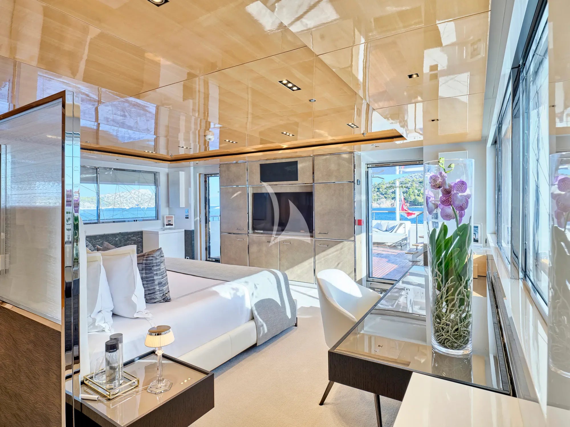 Yacht LA PELLEGRINA 1 | 50m