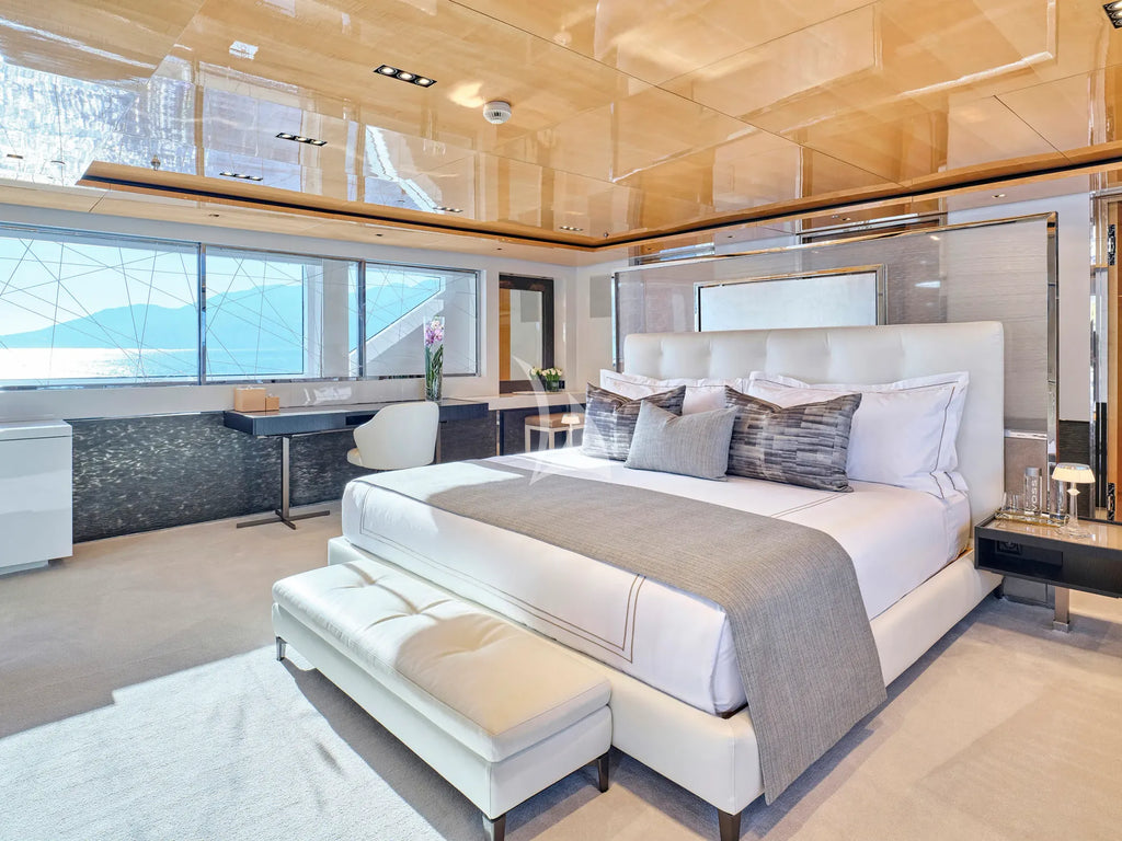 Yacht LA PELLEGRINA 1 | 50m