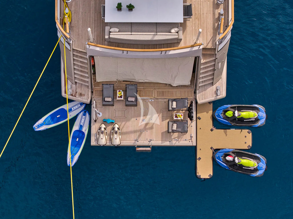 Yacht LA PELLEGRINA 1 | 50m