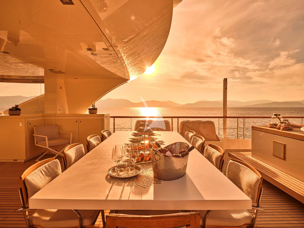 Yacht LA PELLEGRINA 1 | 50m