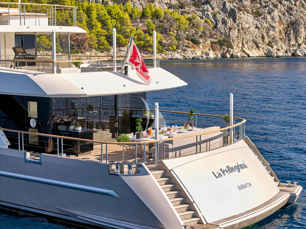 Yacht LA PELLEGRINA 1 | 50m